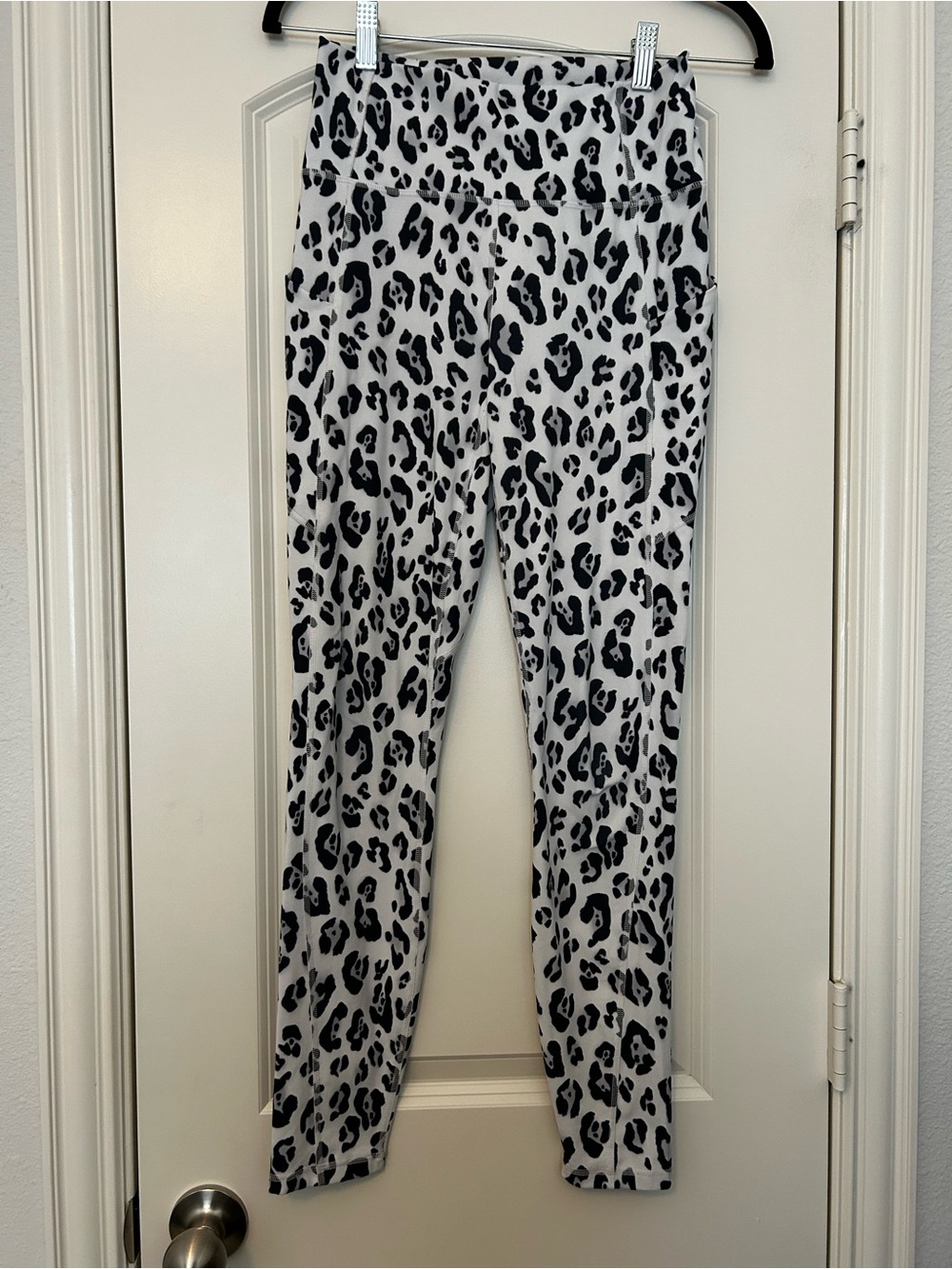 Fabletics Black and White Leopard Print Jeggings
